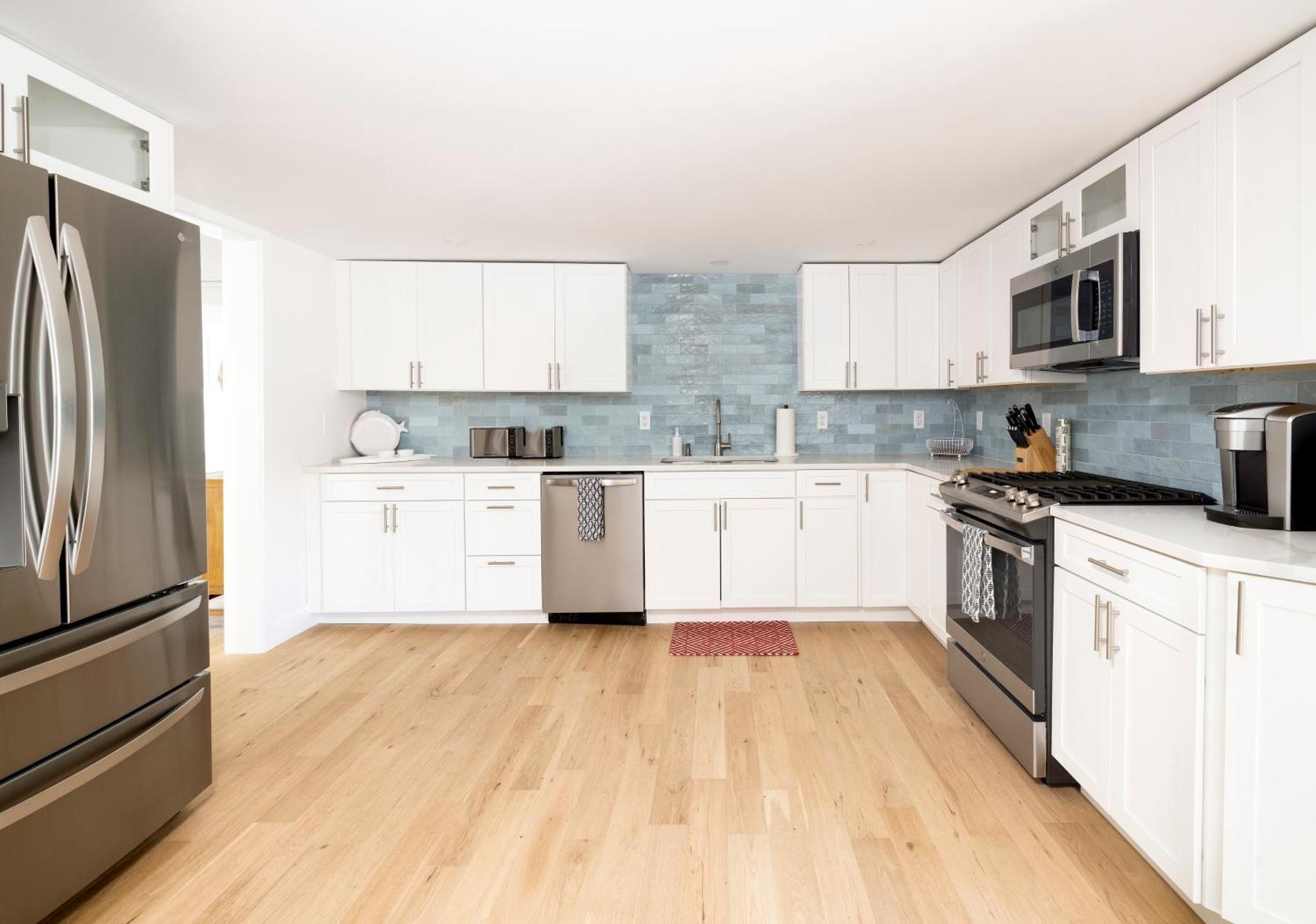 Bright 4Br Beach House, Pine Point Perfection Скарборо Экстерьер фото
