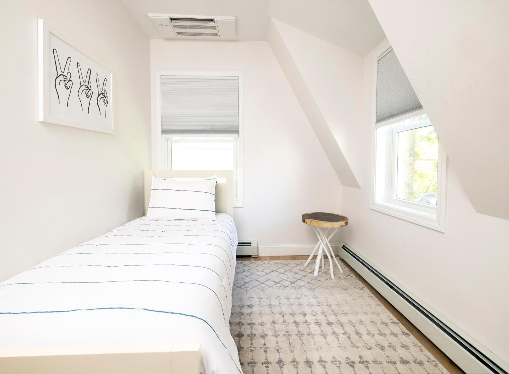 Bright 4Br Beach House, Pine Point Perfection Скарборо Экстерьер фото