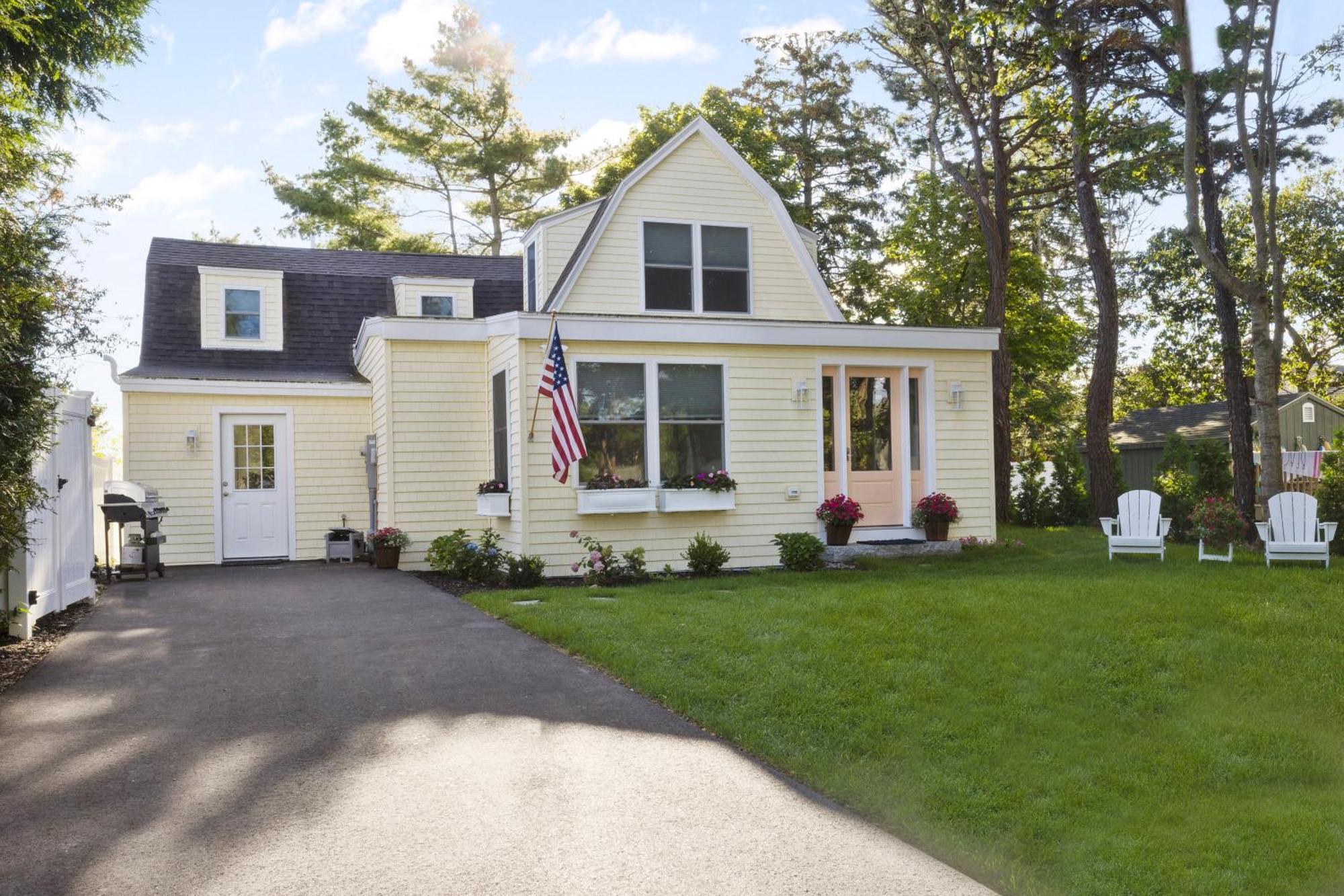 Bright 4Br Beach House, Pine Point Perfection Скарборо Экстерьер фото