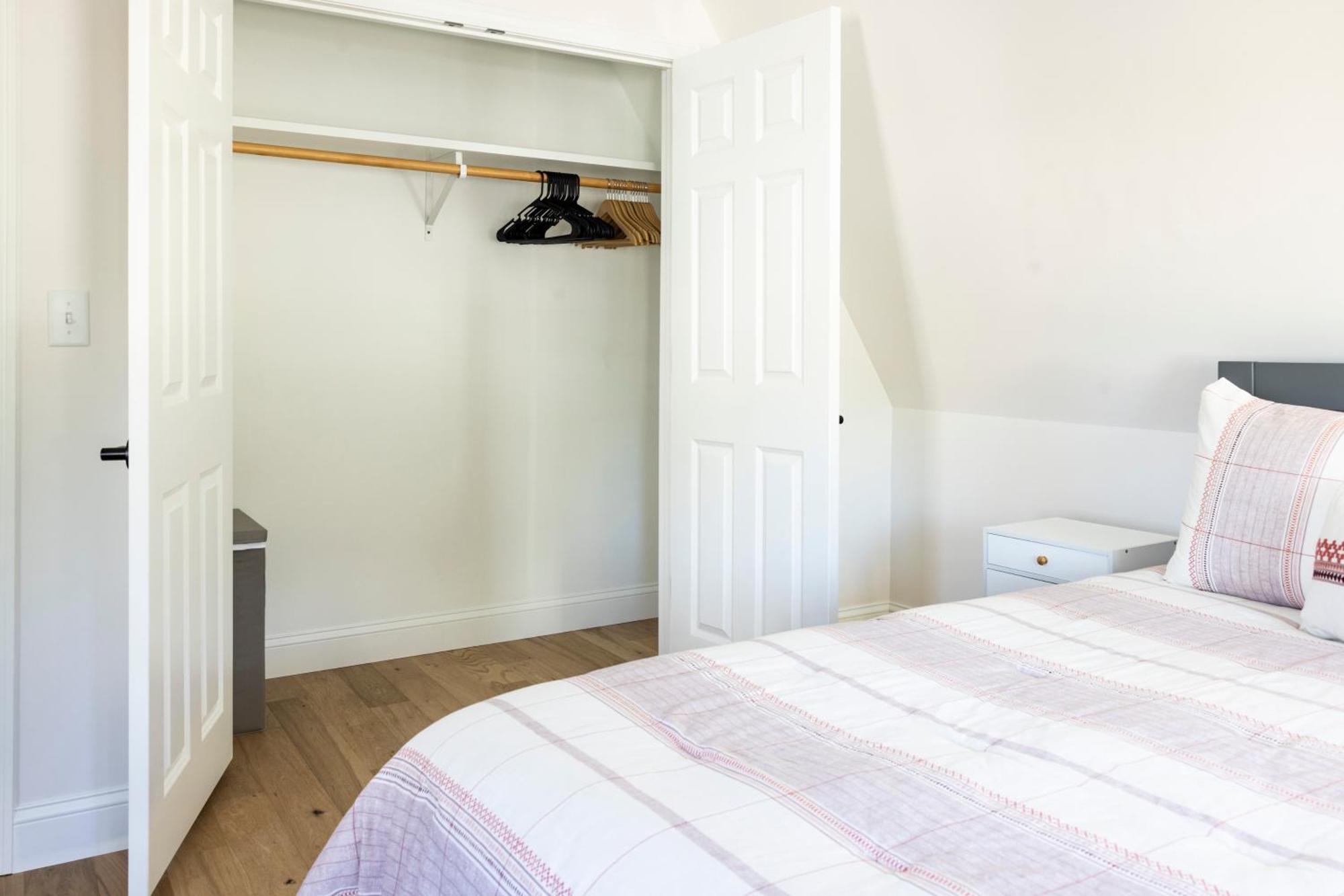 Bright 4Br Beach House, Pine Point Perfection Скарборо Экстерьер фото